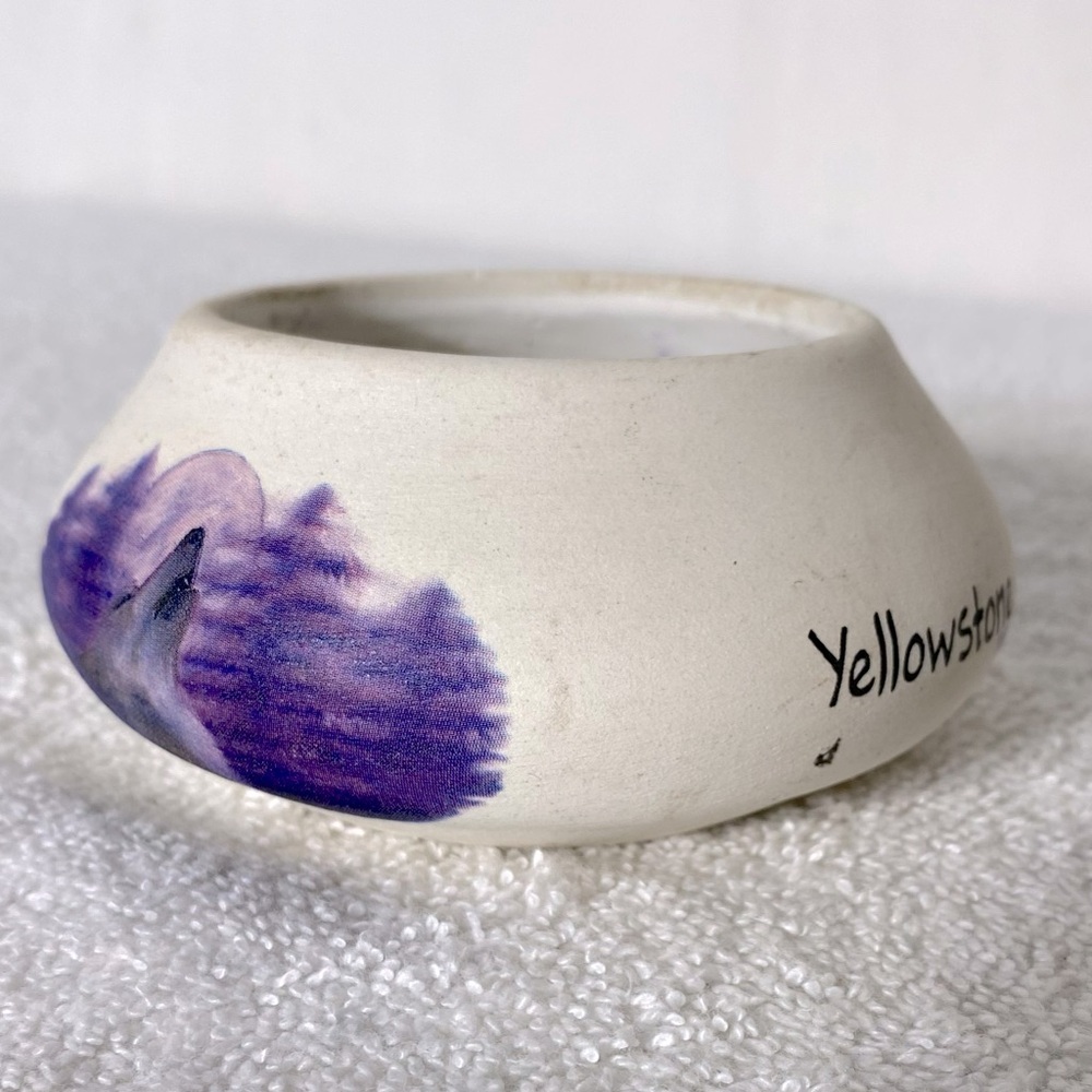 5/$35 Vintage Handcrafted Small Ceramic Bowl W Wolf Design Yellowstone